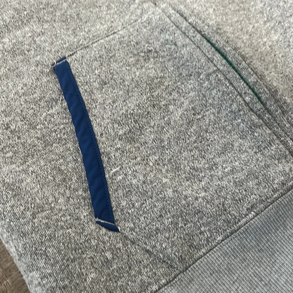 Crewcuts By J. Crew Boys Heathered Grey w/Navy accents  Vest size 14 - Picture 5 of 6